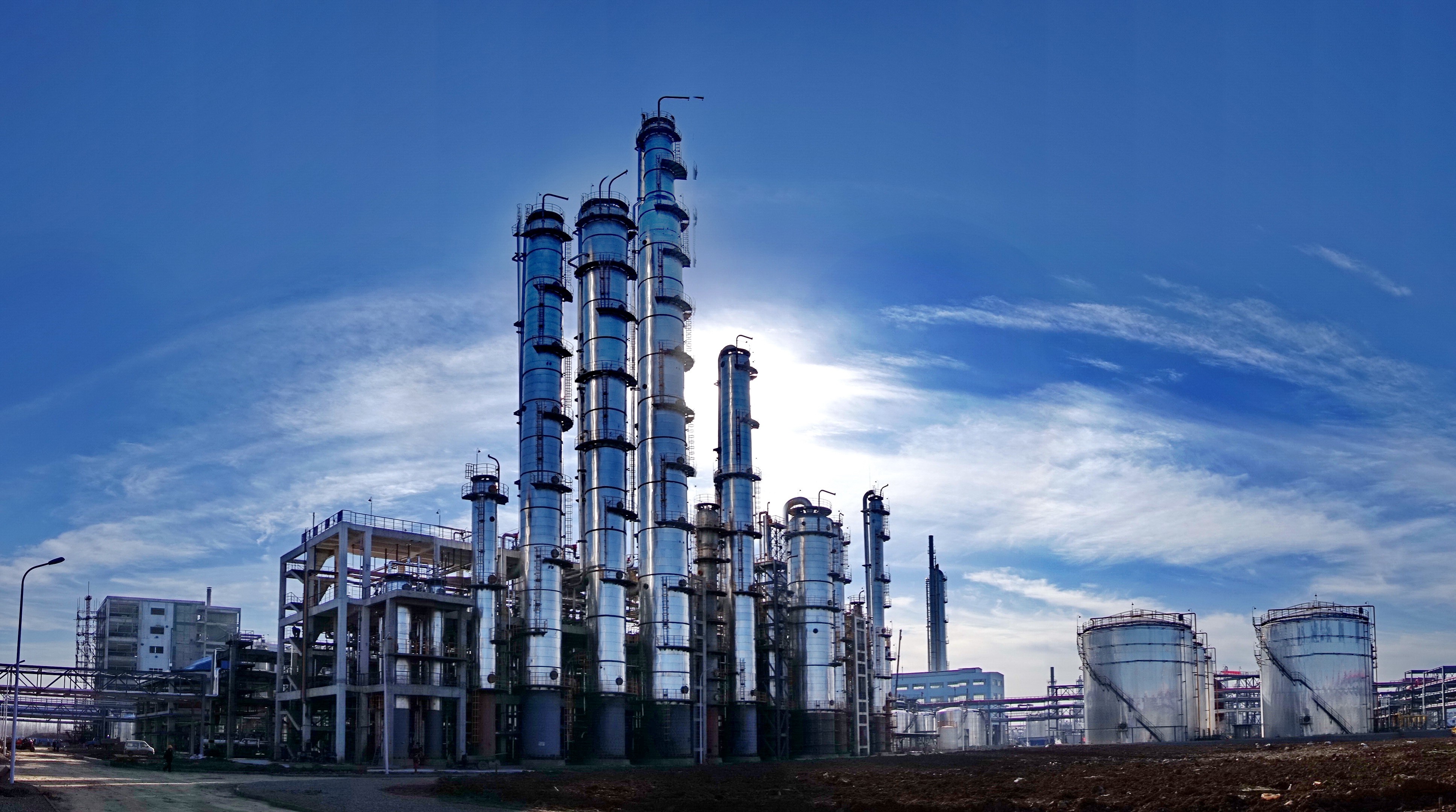 防爆与密封的平衡术：气密筛在化工安全筛分中的关键角色